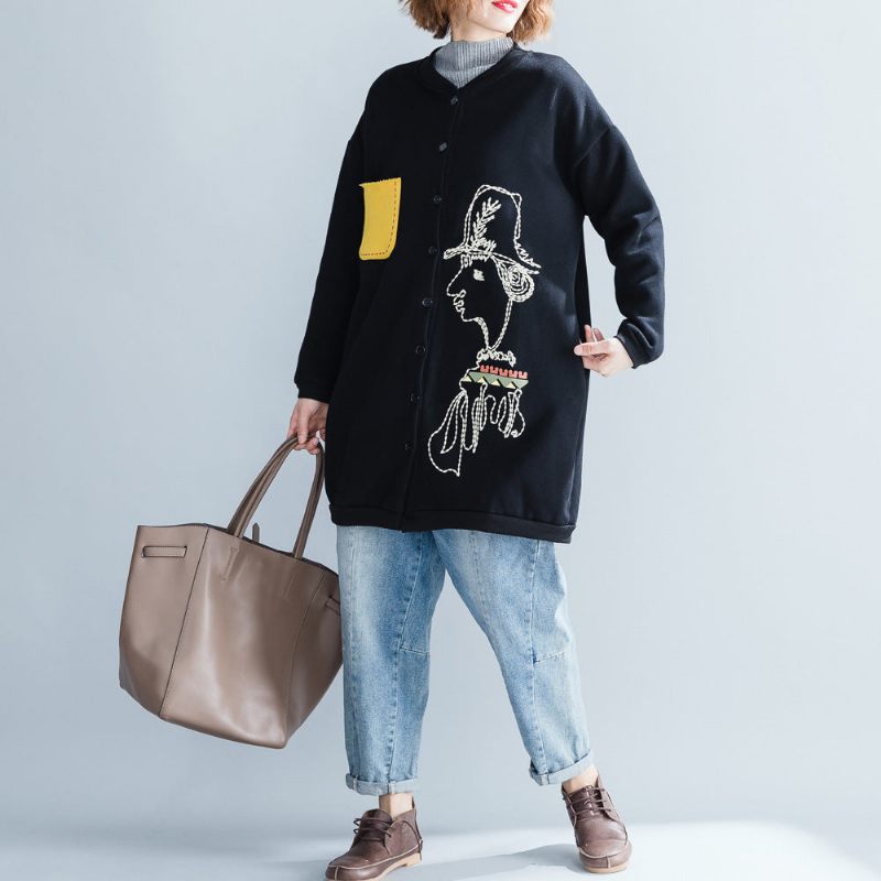 Stilfulde Sorte Bomuldstoppe Oversize Bomuld O Hals Naturligt Pullover Print Button Down T-shirt - Dame vinterfrakker