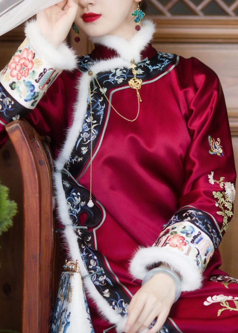 Vintage Rød Kunstpelskrave Broderet Knap Side Åben Tyk Silke Cheongsam Langærmet - Dame vinterfrakker