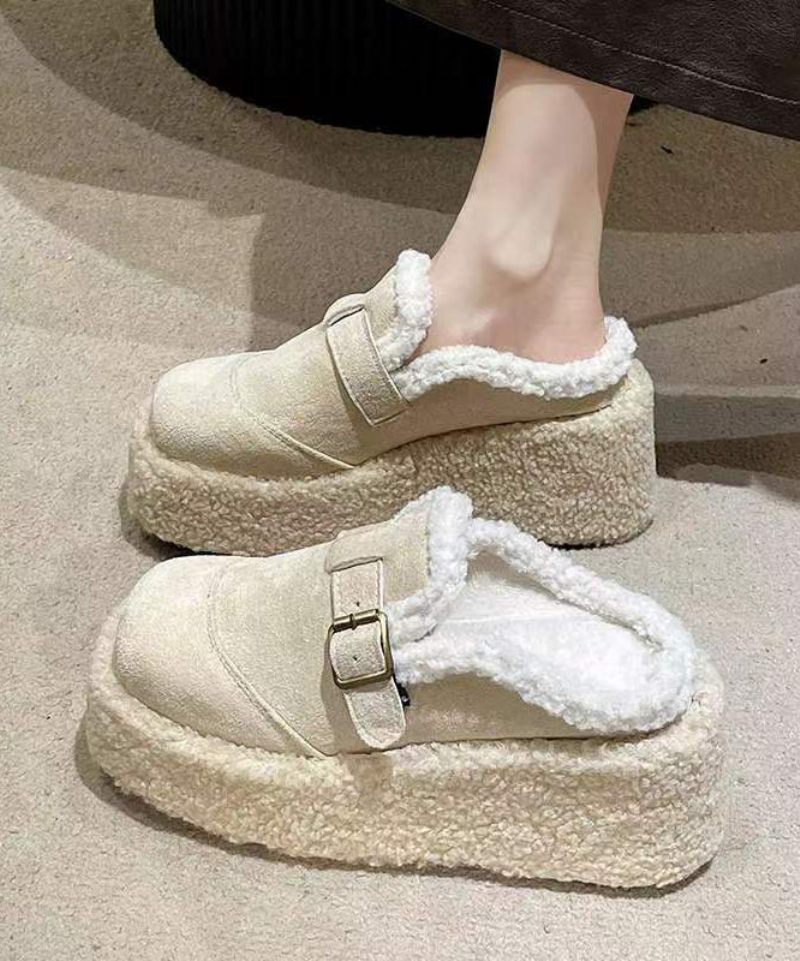 Beige Fuzzy Uld Foret Hjemmesko Sko Platform Kilehæle - Dame uldfrakker