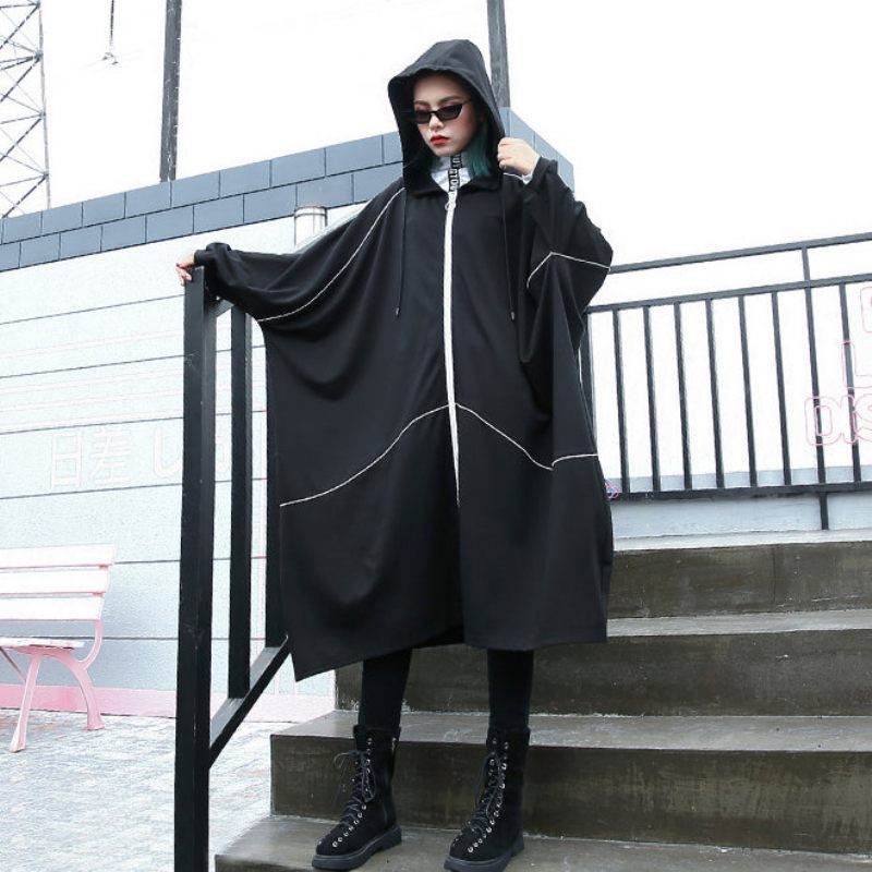 Boutique Sort Vinterfrakke Oversized Hætte Ny Flagermusærmer Asymmetrisk Design Frakke