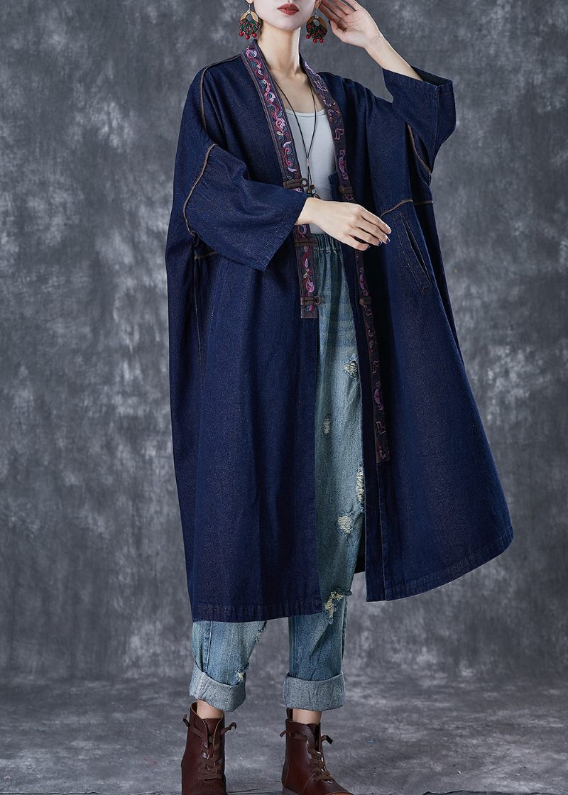 Plus Size Navy Broderet Kinesisk Button Denim Trench Fall - Dame trenchcoats